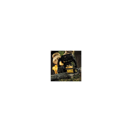 Motosierra 12" Sin Carbones (BRUSHLESS) 20V MAX* (incl. batería 5.0Ah y cargador)